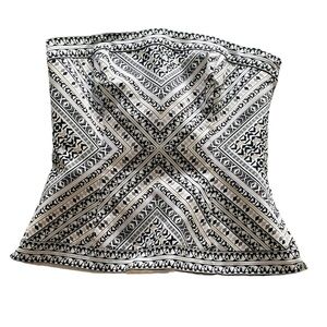 White & Black Strapless Top